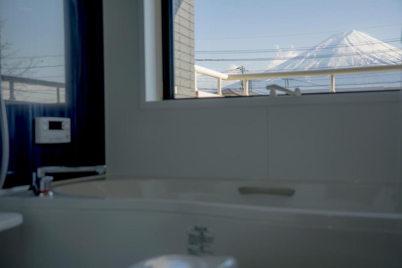 Fuji Kurasu 響 Villa Fujikawaguchiko Exteriör bild
