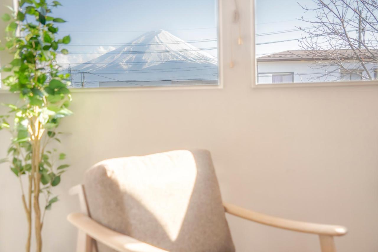 Fuji Kurasu 響 Villa Fujikawaguchiko Exteriör bild